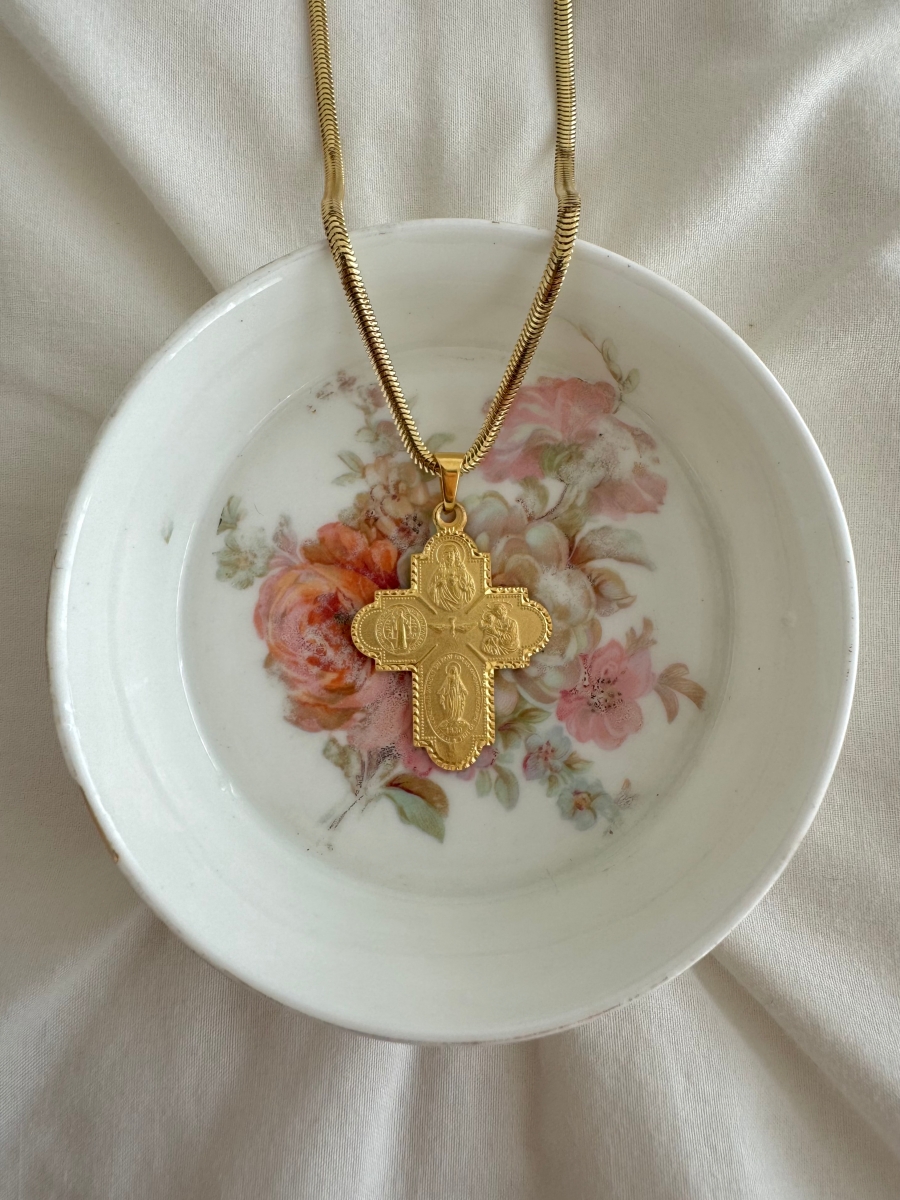 'Trust God' Necklace