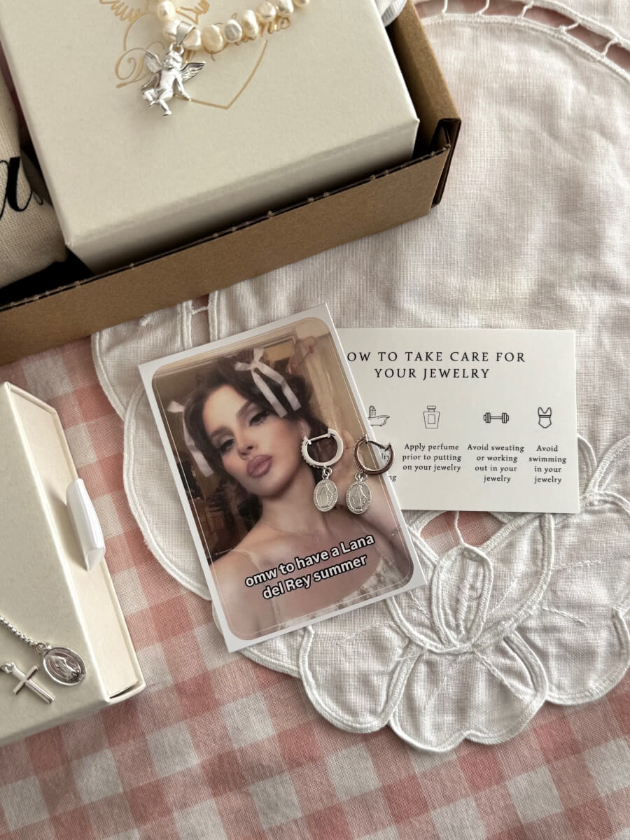 'Milagrosa' Mini Hoops - Silver 925