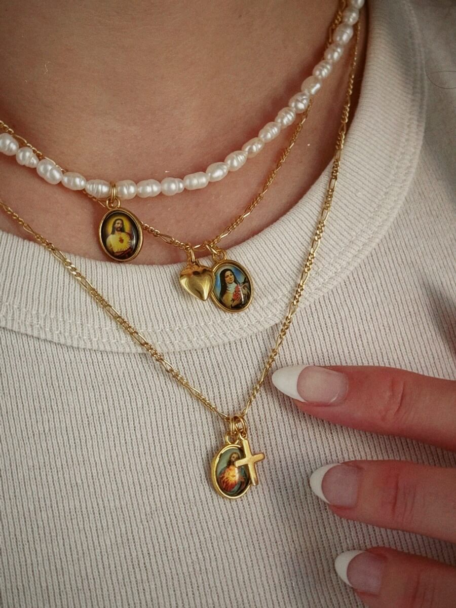 'Sacred Heart & Cross' Necklace